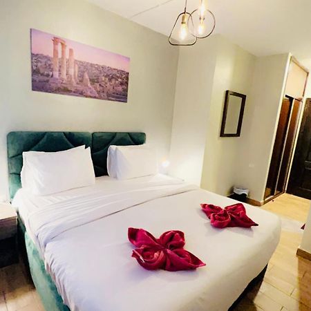 Sandra Hotel Amman Eksteriør billede